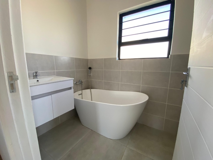 2 Bedroom Property for Sale in Vredendal Western Cape
